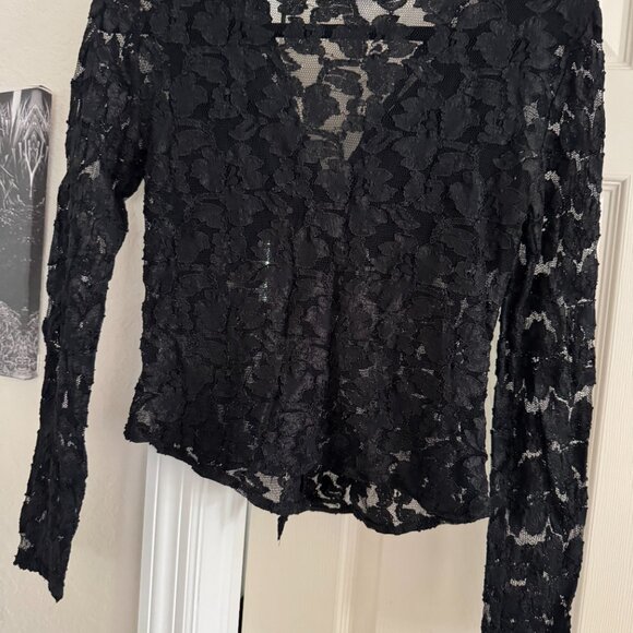 White House Black Market Sheer Black Lace V-neck Blouse Size S - Picture 7 of 8